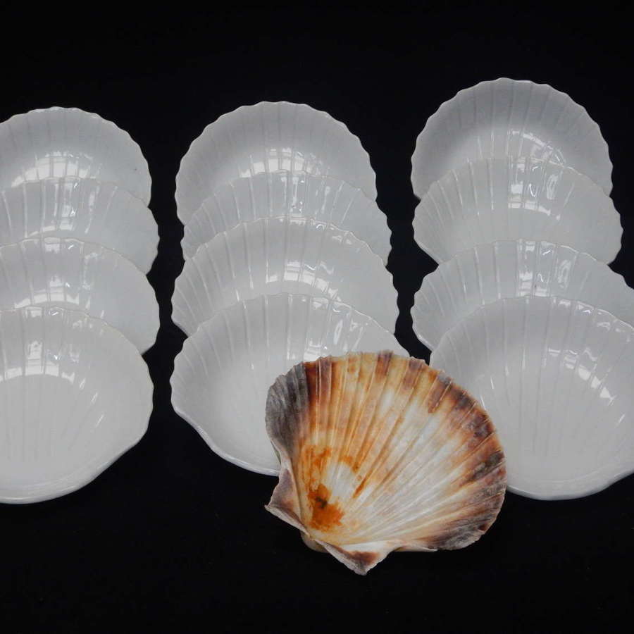 Set of 12 French Vintage Ceramic Scallop Plates