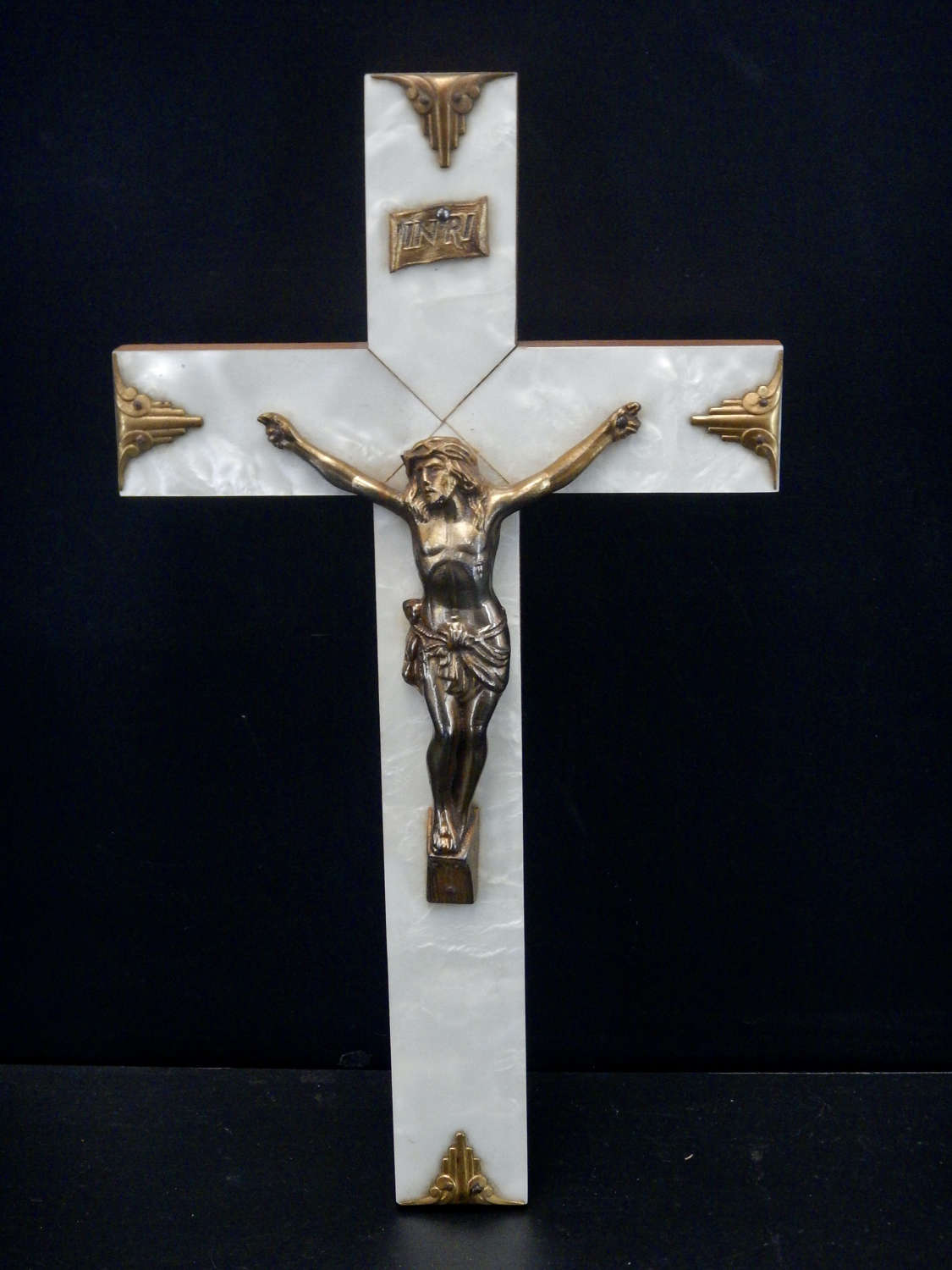 Gold Spelter Christ on Cream Art Deco Pearlised Crucifix - 10